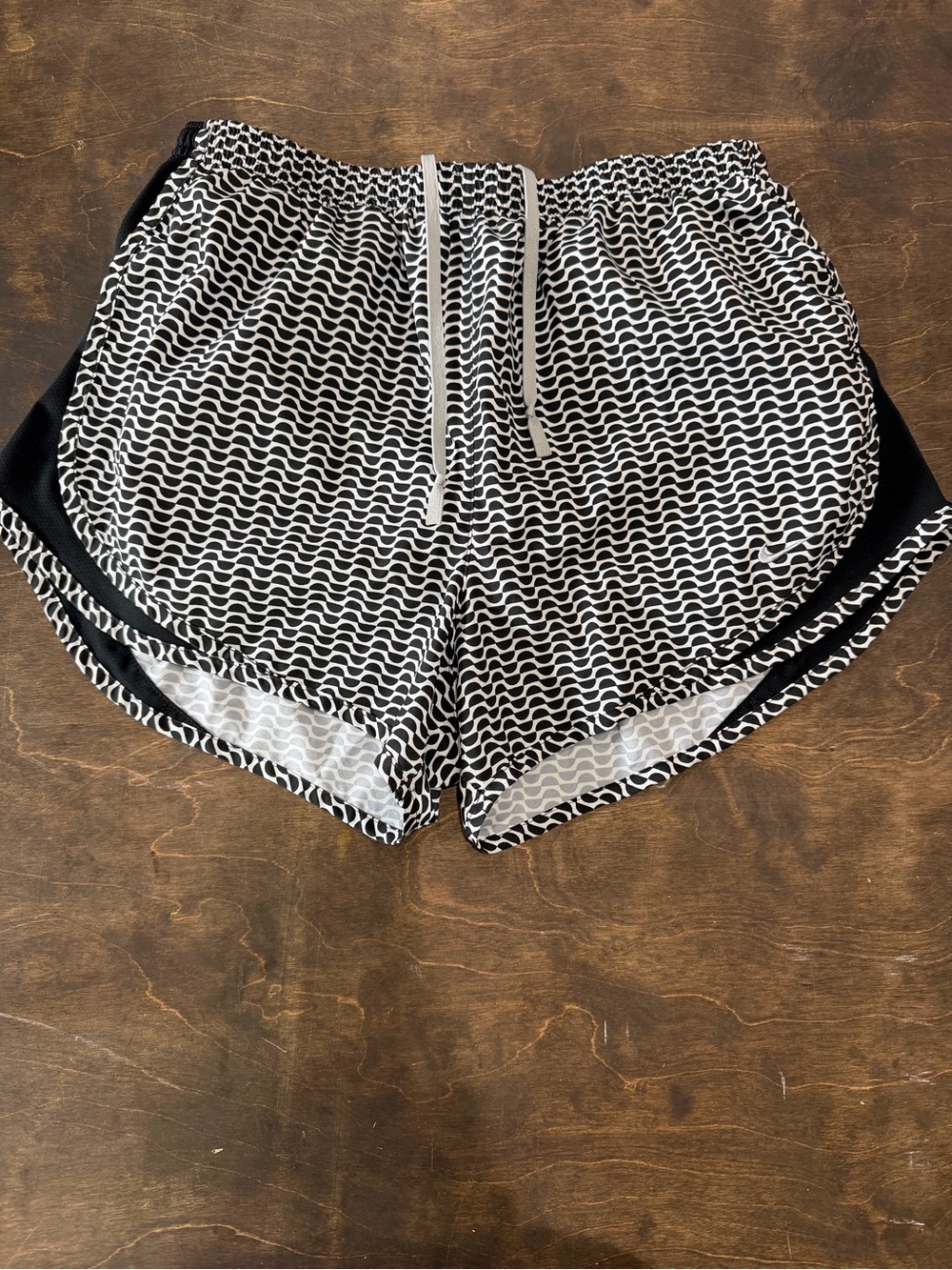 Nike Black & White Wave-Print Women’s Athletic Shorts